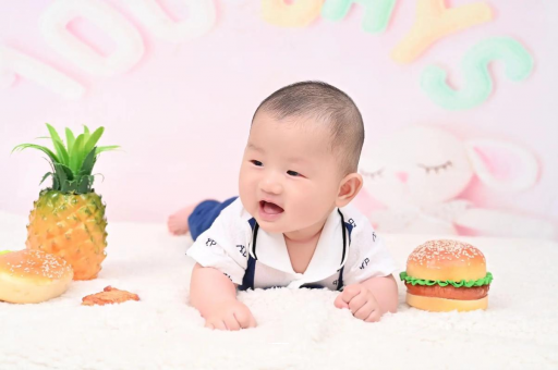 诸暨宝宝在妈妈肚子里